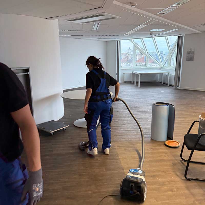 Reinigungsarbeiten nach einem Umzug in Düsseldorf
